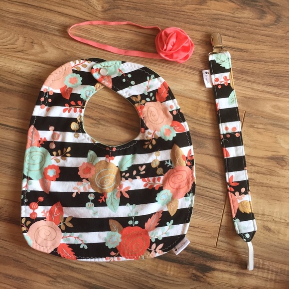 The Pink Flamingo Other - Trendy Baby Gift Set